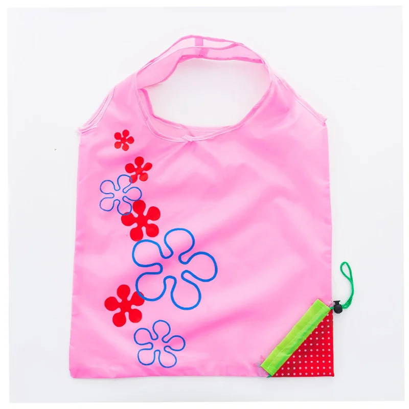 

Креативные сумки, экологически чистые нейлоновые сумки для покупок в виде клубники, складные и многоразовые сумки с фруктами, подходят для ...