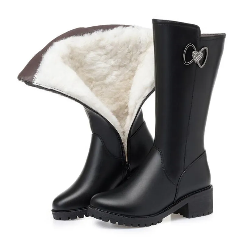 

Новинка; теплые зимние сапоги из натуральной кожи с плюшевой шерстью, украшенные стразами; рыцарские сапоги; обувь на толстом каблуке; зимние сапоги; женские сапоги