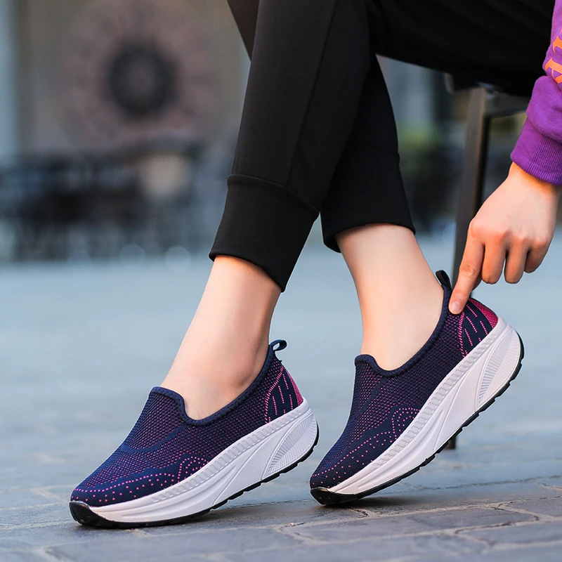 

EOFK Women Sneakers Spring Summer Fashion Mesh Breathable Platform Wedge Slip On Walking Shoes Plus Size 35-42