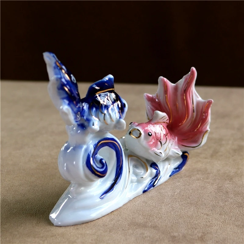 Традиционный китайский дизайн керамическая Золотая фигурка рыбы декоративный