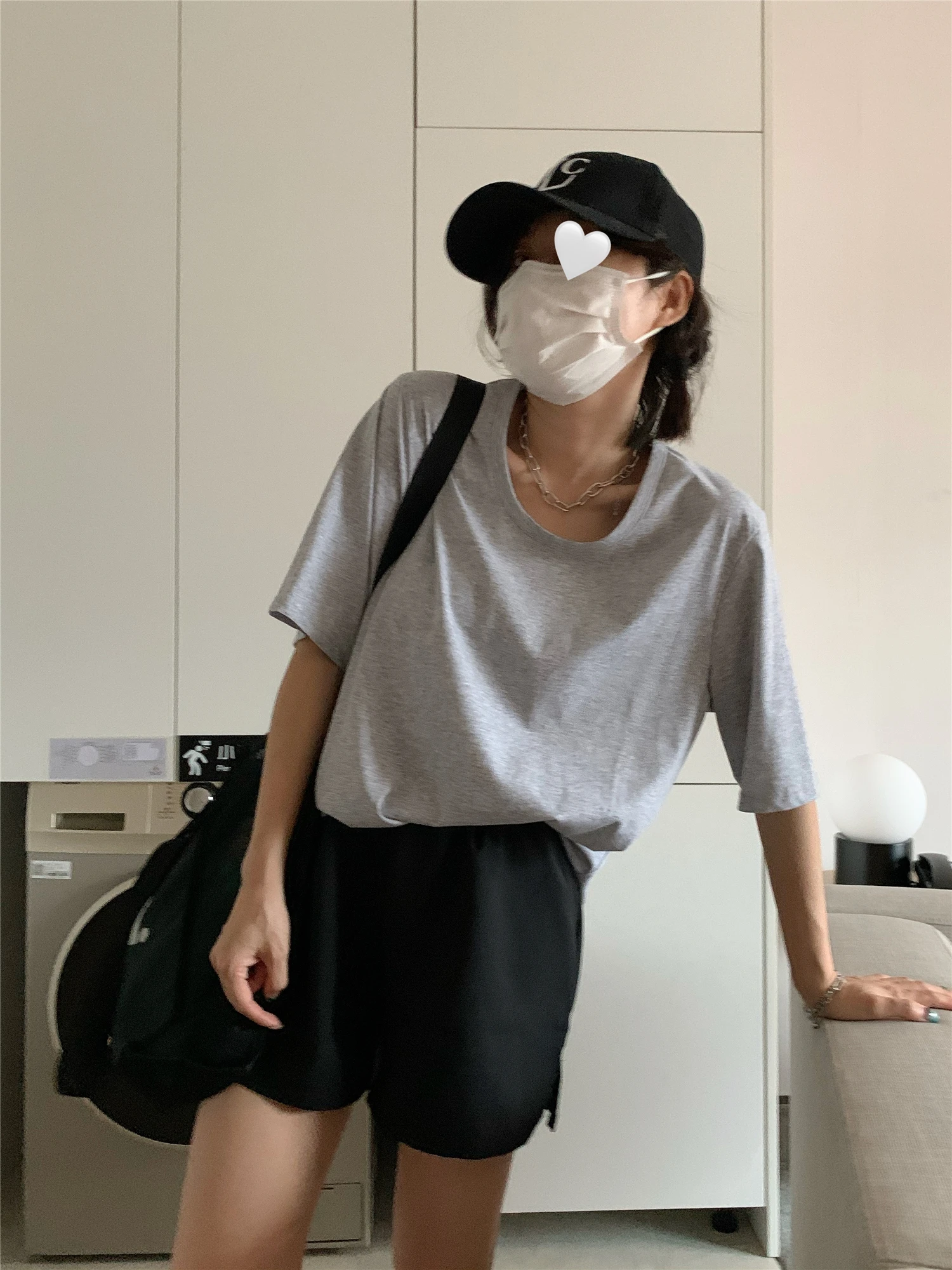 Женская футболка с коротким рукавом однотонная гладкая в простом Корейском