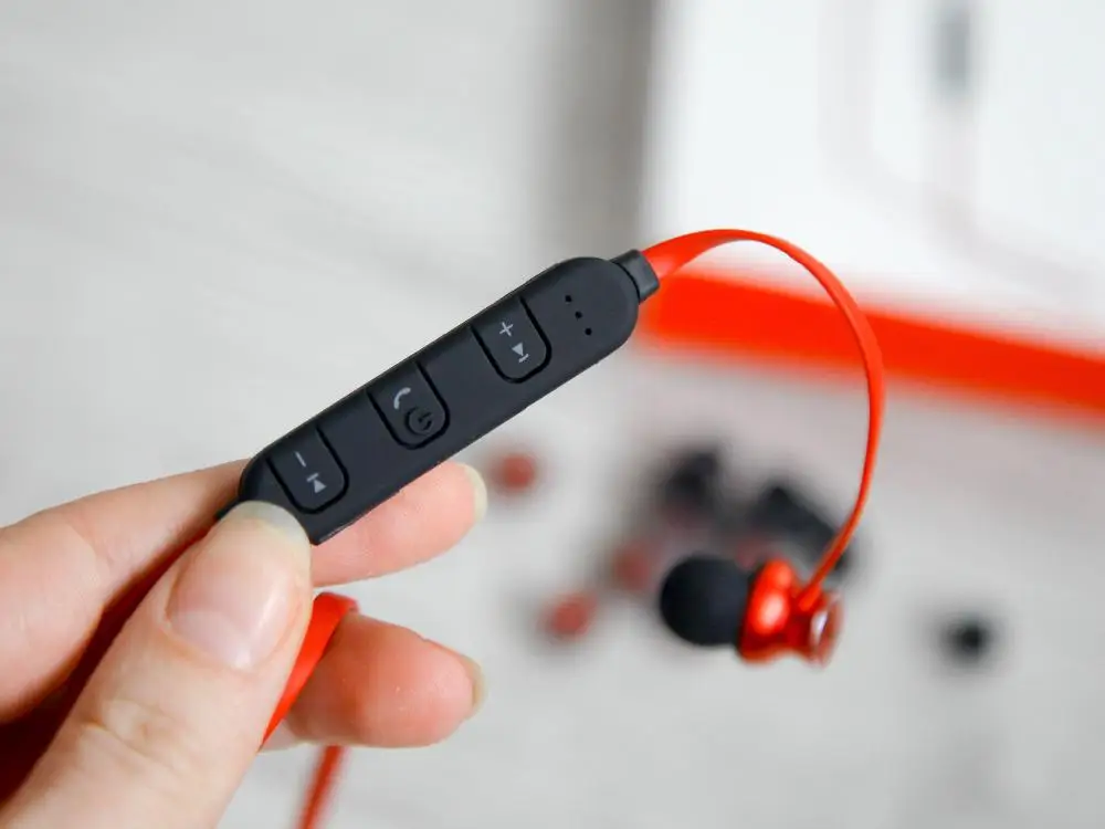 Магнитные беспроводные наушники SSK BT01 с шумоподавлением Bluetooth водонепроницаемые