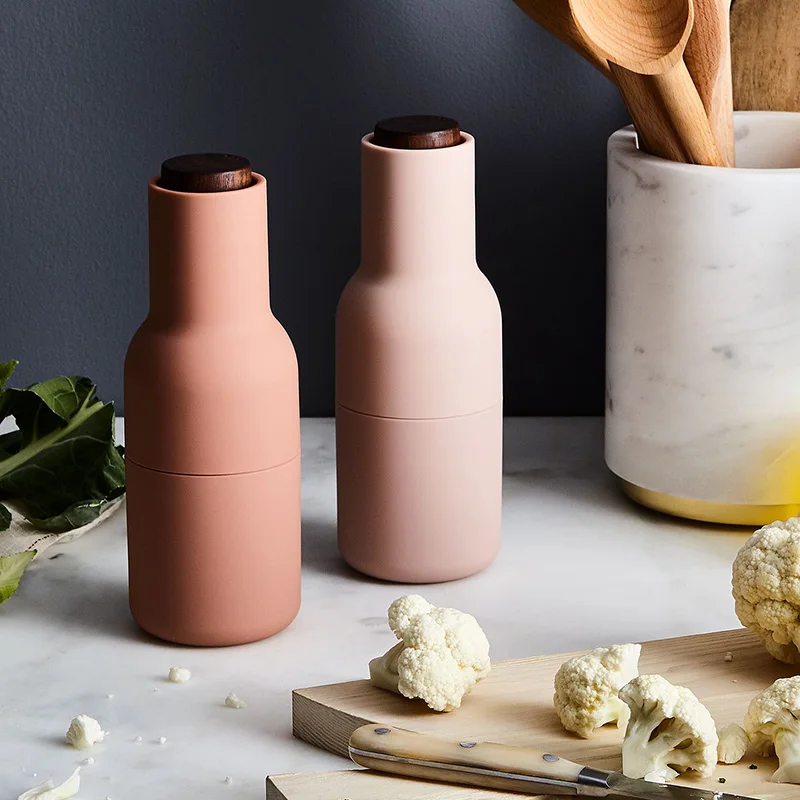 

New Manual Grain Mill Salt and Pepper Shakers Spice Grinder Herb Nordic Minimalist Ceramic Core Seasoning Bottle kitchen gadgets