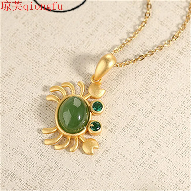 

Original small animal crab necklace pendant green chalcedony small crab ancient sand surface gold craft green jasper jewelry