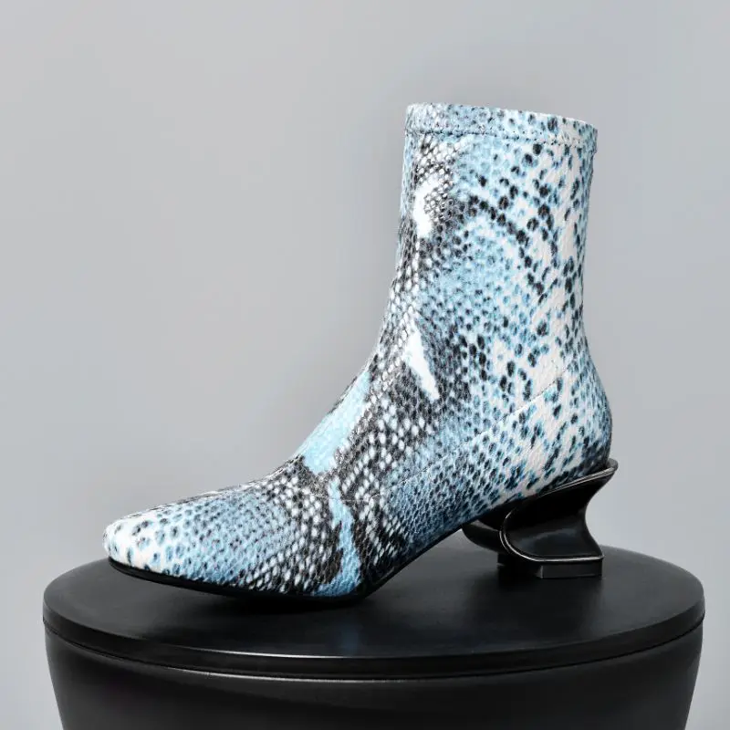 Женские полусапожки со змеиным узором Taoffen зимние Удобные размером 33-45 | Обувь