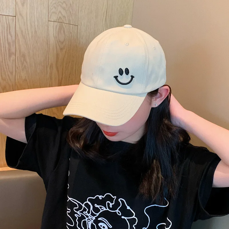 

Solid color Smiley Baseball cap Peaked cap Korean Students Show Face Small Female Soft Top Three-dimensional Hip hop Casual hat