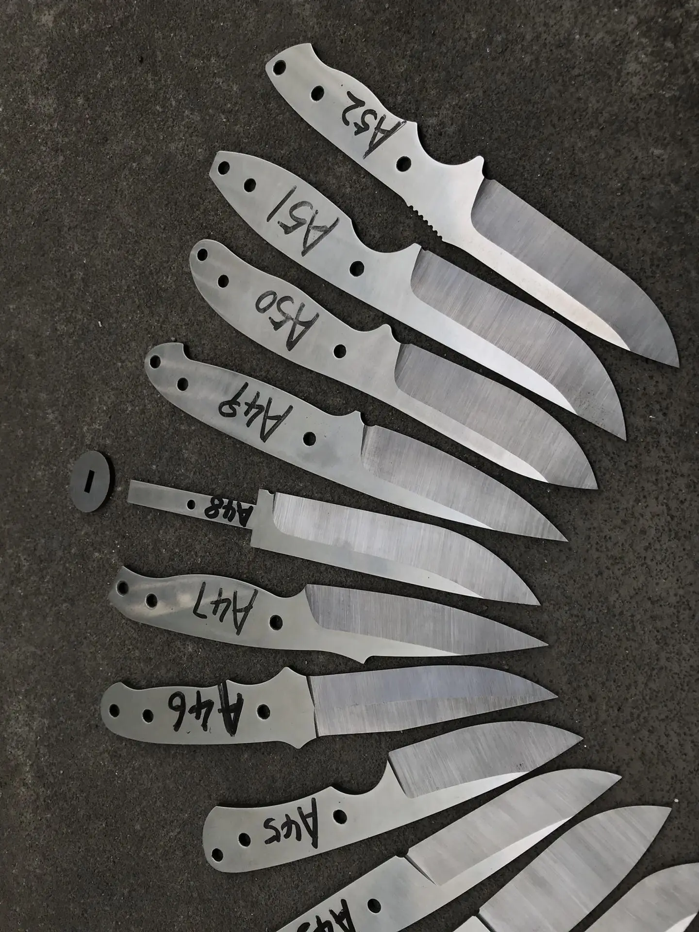 Острый нож сделай сам с фиксированным лезвием имитация дамасской стали