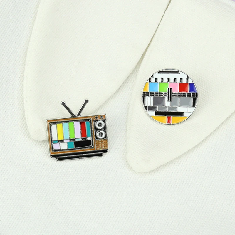 

No Signal Enamel Pin Old-school TV Screen Brooches for Shirt Lapel