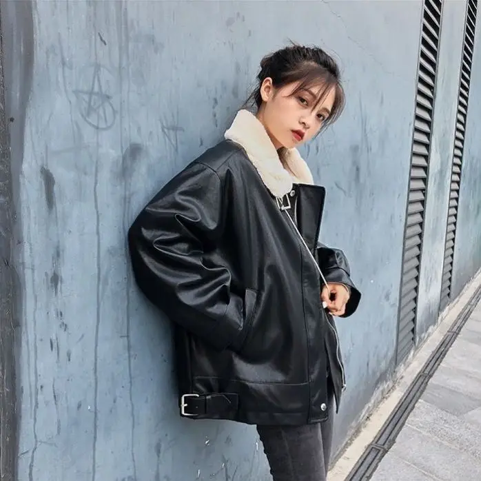

Locomotive suit winter white fluffy coat women 2021 new Korean loose student plus velvet thick leather jacket women winter