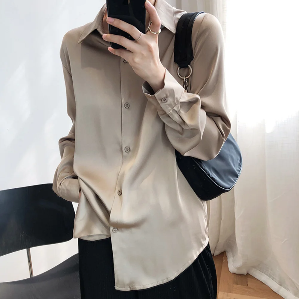 

2021 Spring Light Mature Style Shirt Female Design Drape Satin Tops Elegant Office Lady Turn-Down Collar Loose Women's Blouse