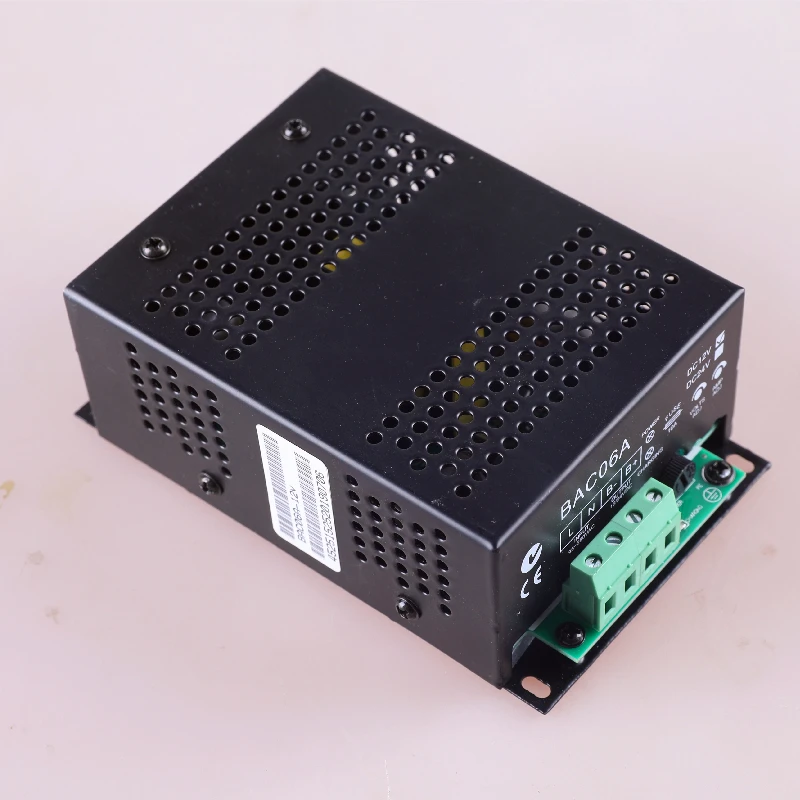 

Термогенератор SMARTGEN BAC06A, Плавающий заряд 4A, автоматическое зарядное устройство для аккумулятора 12 В/24 В