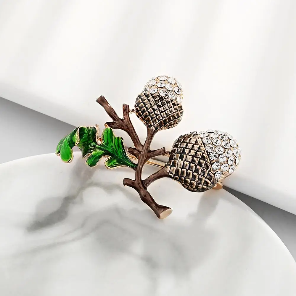 

Exquisite Clothing Accesories Gold Plated Rhinestone Hazelnut Shap Brooch Pins For Gift