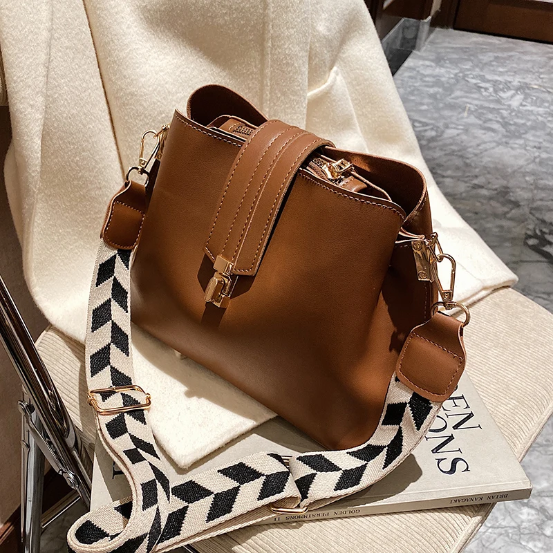 

Vintage Simple Small PU Leather Bucket Crossbody Bags For Women 2021 Designer Fashion Lady Luxury Black Shoulder Handbags