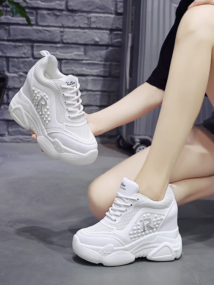 

White shoes 2019 new spring and autumn women's mesh surface breathable old shoes loose cake platform sports white shoes