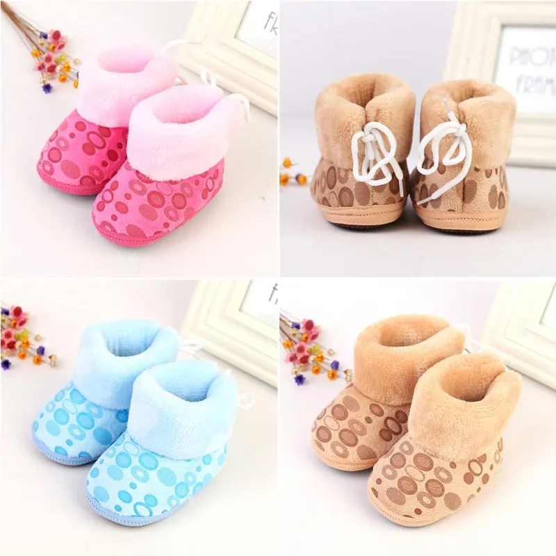 Непродуваемые ботинки до середины икры с перекрестной шнуровкой на плоской