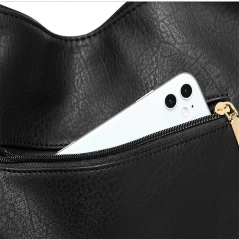 

Fashionable Lady One Shoulder Slung Casual Tassel Large Capacity Bags