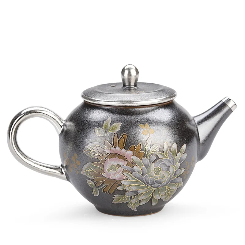 

Kitchen,Dining & Bar