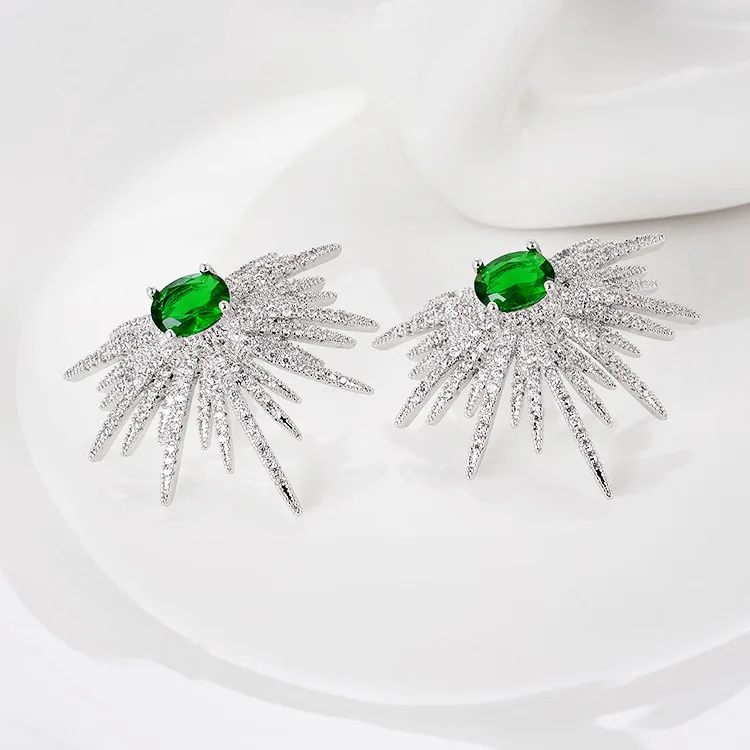 Серьги в стиле панк с шипами серьги гвоздики зеленым камнем блестящая Звезда