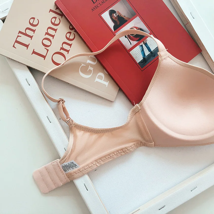 Цельный бюстгальтер без оправ нижнее белье для женщин можно носить в разные