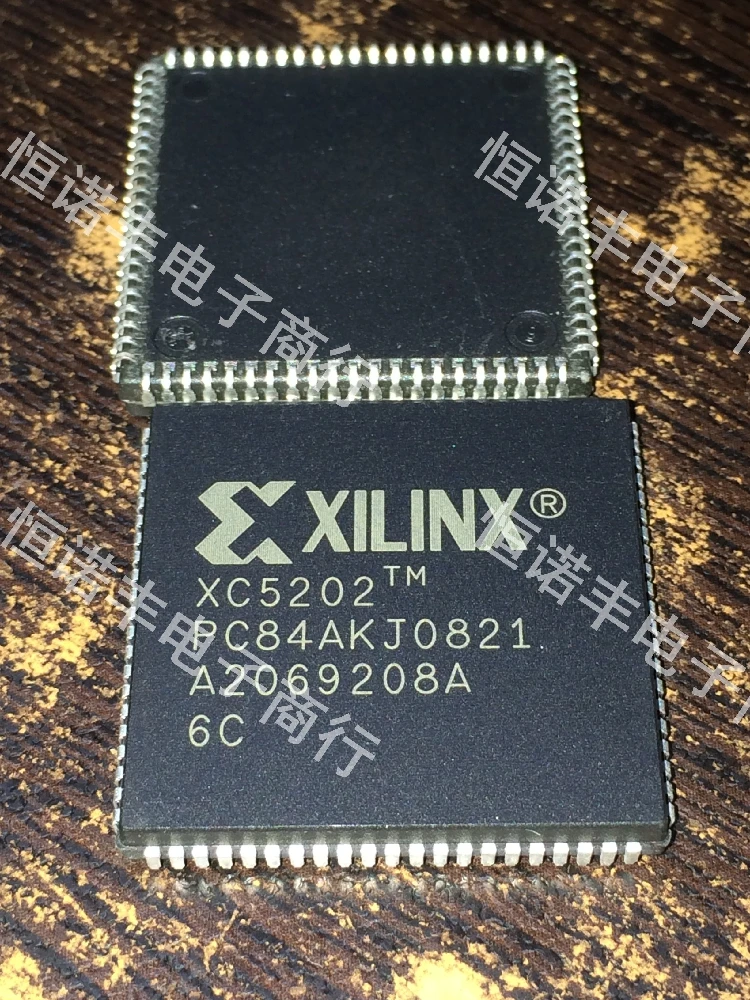 

Freeshipping XC5202-6PC84C XC5202 XC5202-6PC84I PLCC84