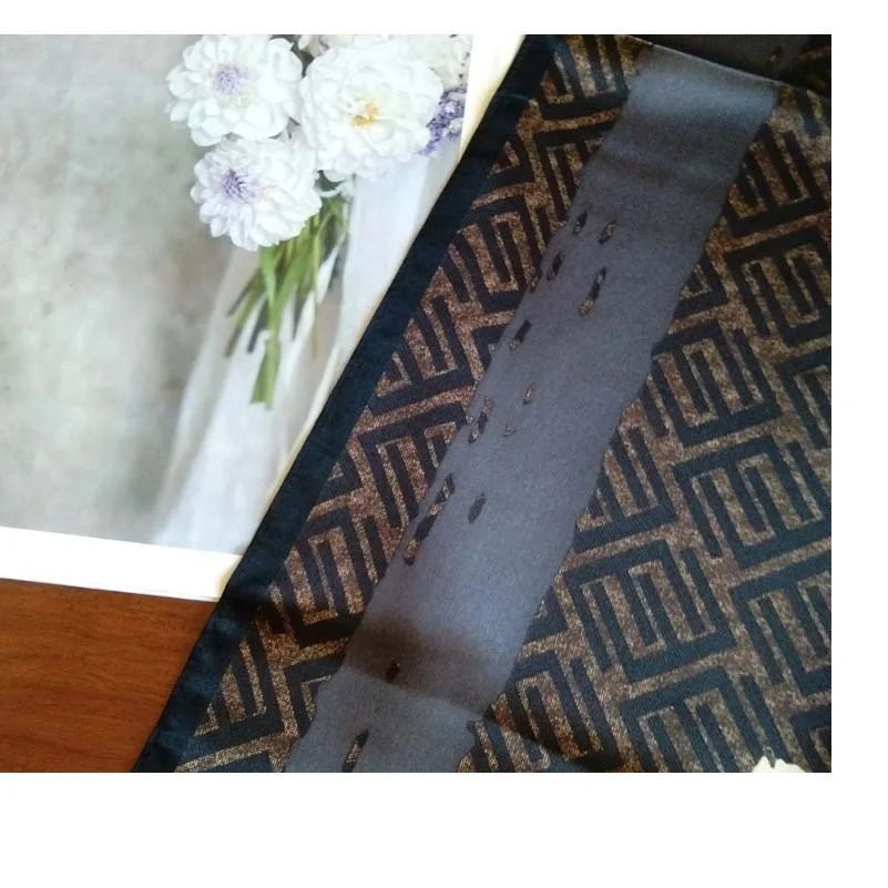 

Autumn NEW 100% Silk Scarf Shawl Wraps for Women Fashion Print Scarves Foulard 35"x35