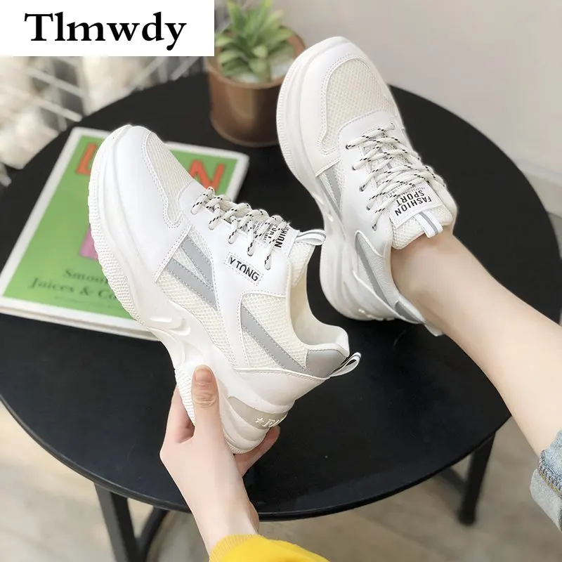 

2021 Spring New Fashion Women's Shoes Comfortable Breathable Mesh Casual Shoes Women's Lace-up Non-slip Wear-resistant Sneakers