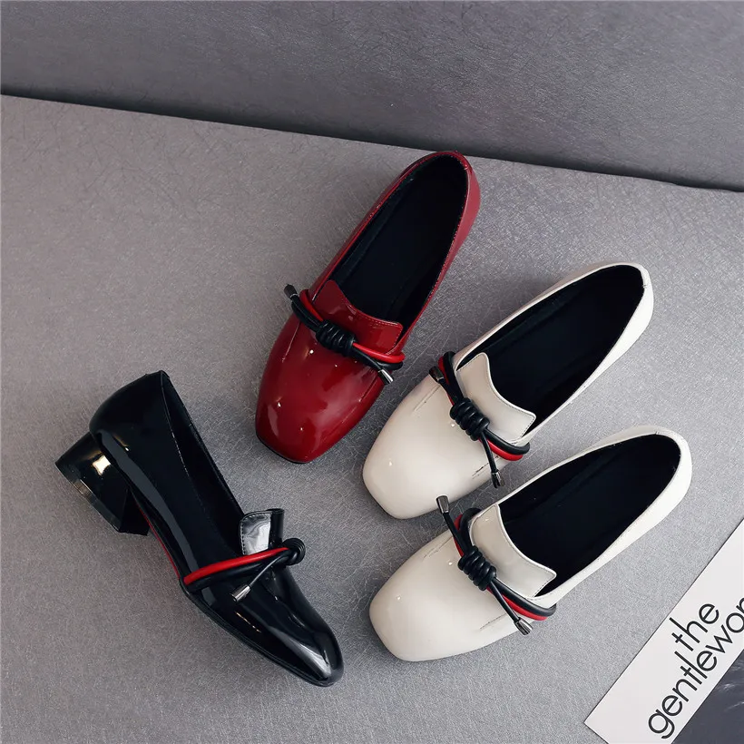 Женские лоферы в английском стиле красные мокасины из лакированной кожи с