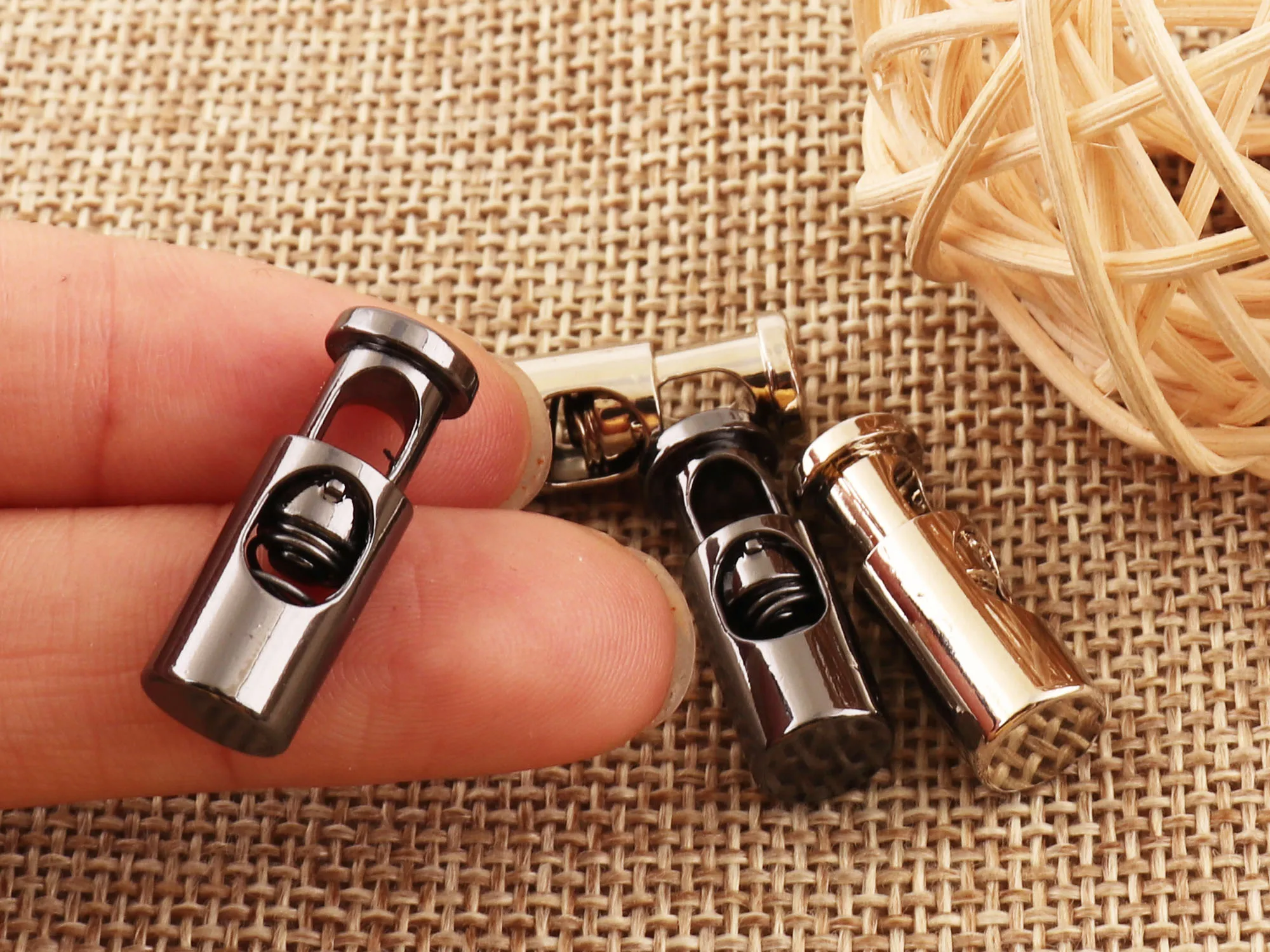 20 шт. Серебряная/металлическая двойная бочка пружинная Пряжка для стопора