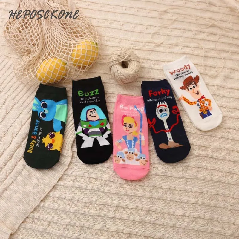 

Высококачественные милые Мультяшные Хлопковые женские носки, Необычные милые повседневные короткие носки, веселые японские модные носки в...
