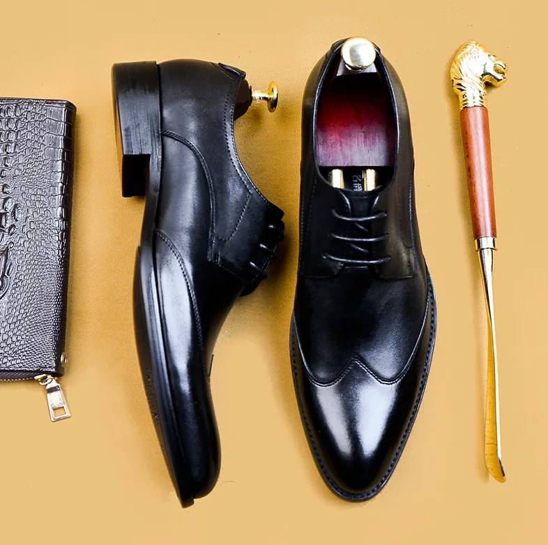 Для мужчин модные деловые туфли строгого стиля классический острый носок