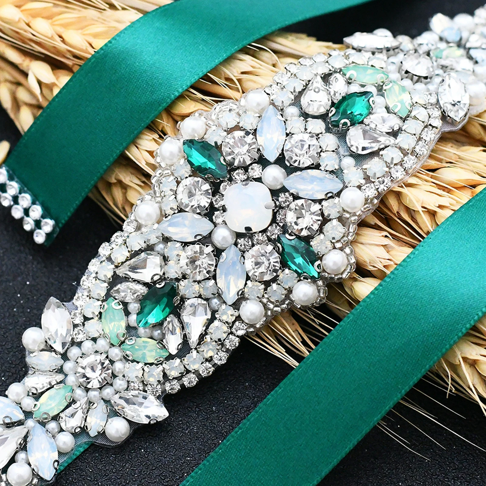 

TRiXY S452 Wedding Belts with Green Stones Bridal Belt Opal Pearl Rhinestone Bridesmaid Decorative Belts Crystal Wedding Sash