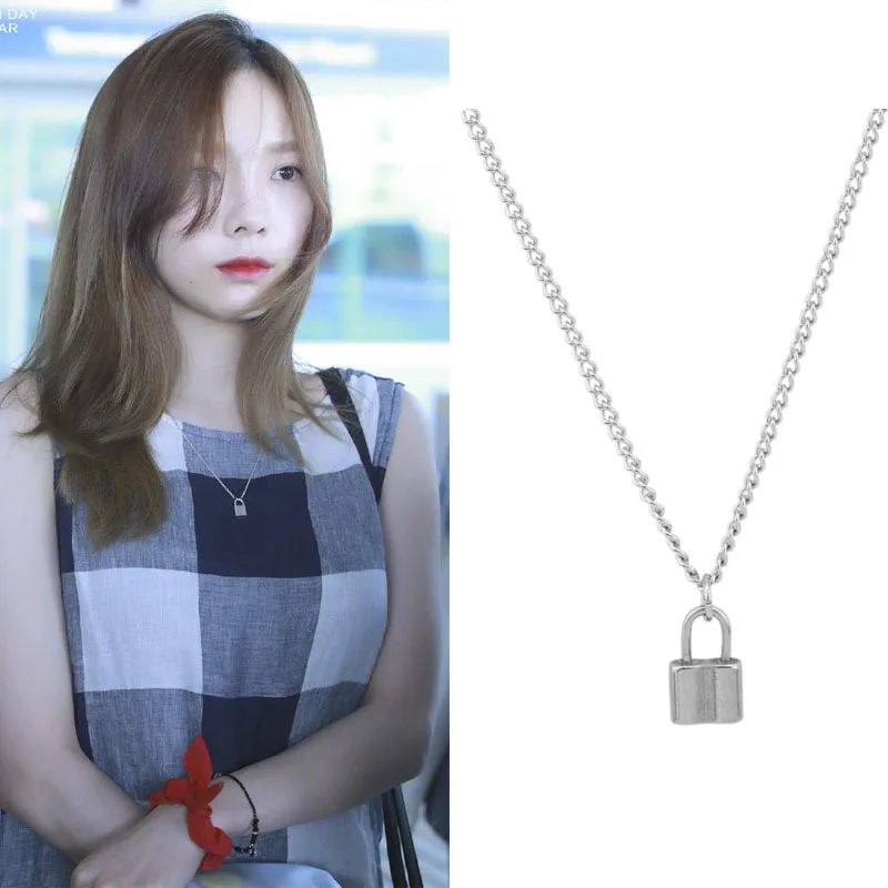 

Hot New Style Simple Fashion Lock Necklace Luxury Ladies Pendant Clavicle Chain European and American Jewelry Initial Charms