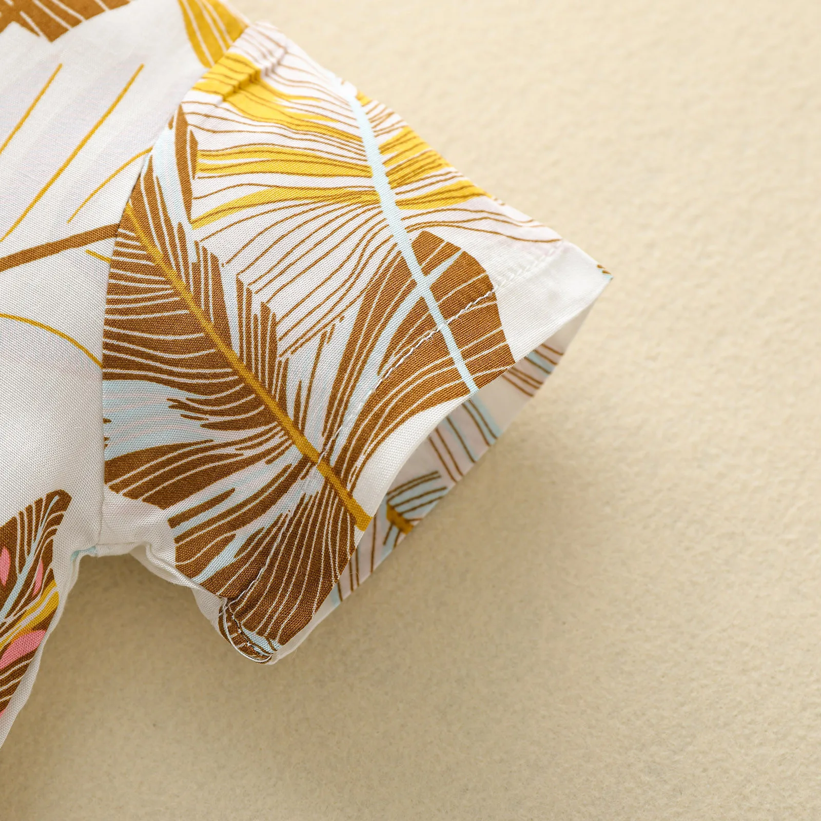 

Children's boy short-sleeved stand-collar coconut print shirt single-breasted shirt + cotton linen shorts pants suit