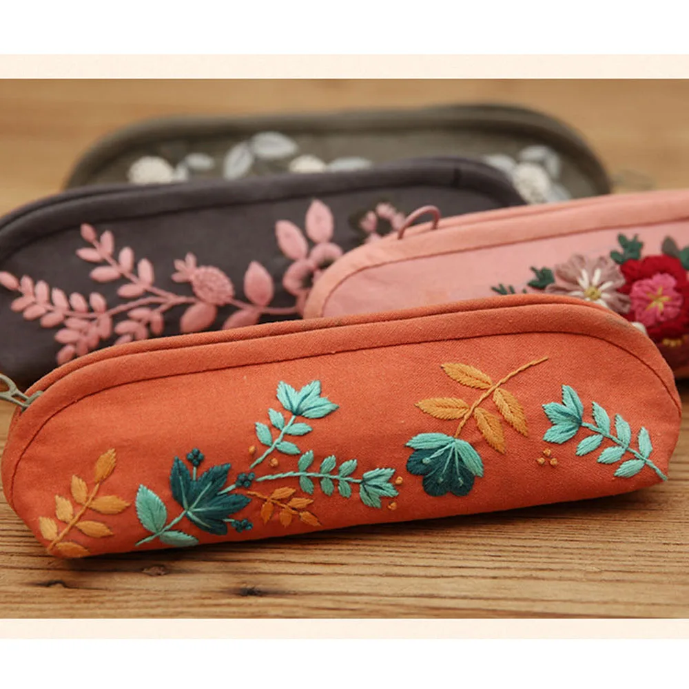 

Diy retro Lu embroidery hand-embroidered material kit Cosmetic Pencil jewelry admission package for adult students literary zipp