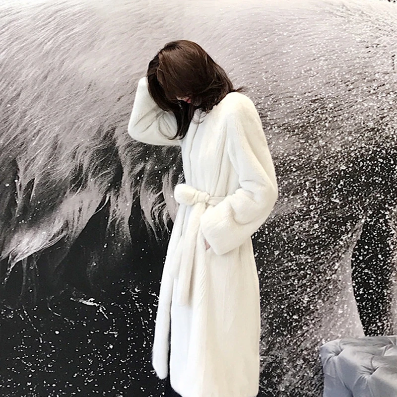 

2020 winter new style fashion long slim-fit warmth imitation mink fur velvet temperament ladies coat round neck belt fur coat