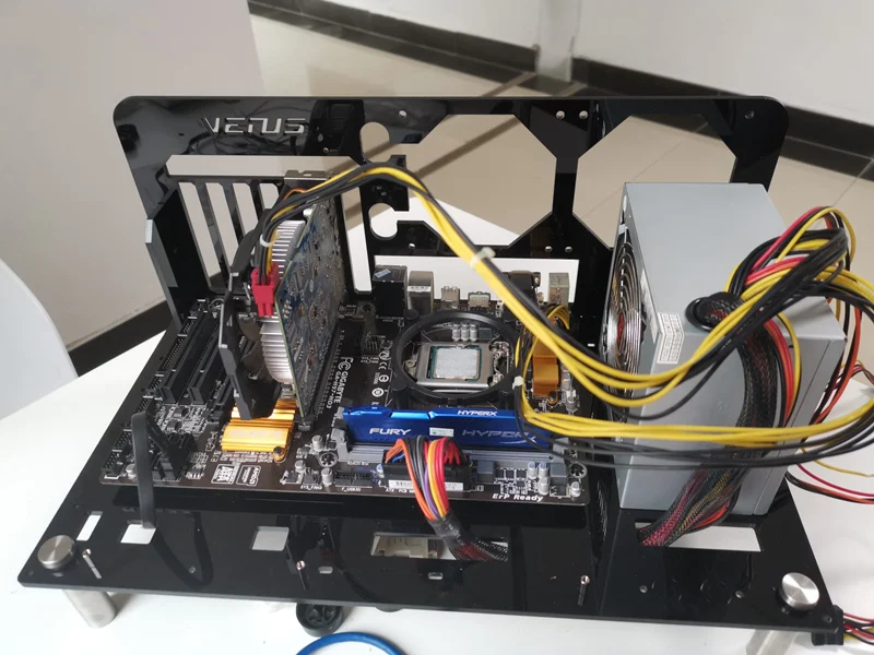 KOOLASON DIY Настольная акриловая стойка водяное охлаждение ATX MATX Прозрачный чехол для компьютера с башнями горизонтальная Основная коробка шасси