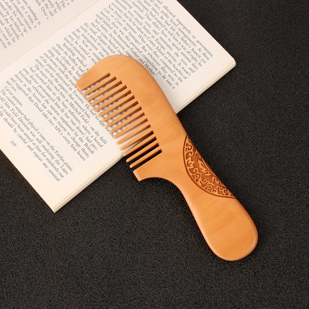 1Pc Hot Natural Peach Wood Comb Close Teeth Anti-static Detangling Beard comb Head Massage Hairbrush Hair Care Tools For Travel | Красота и