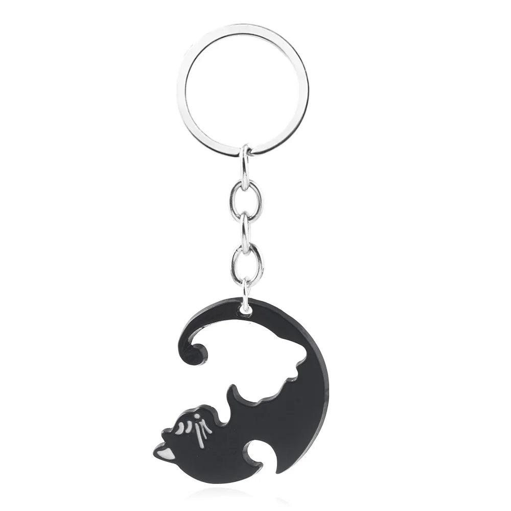 

Kpop Black White Cat Couple Metal Keychain For Charm Llavero Car Key Chain Jewelry Keyring Gifts Hanging Pendant