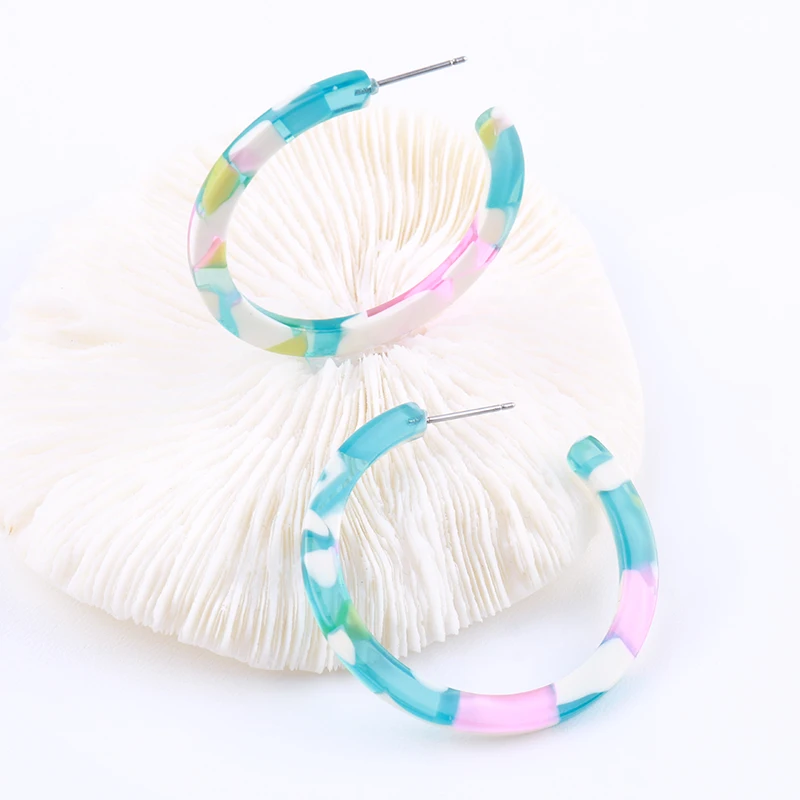 

Colorful Round Female Acrylic Hoop Earrings 2021 Popular Party Wedding Engagement Christmas Earring Fashion Jewelry Gifts
