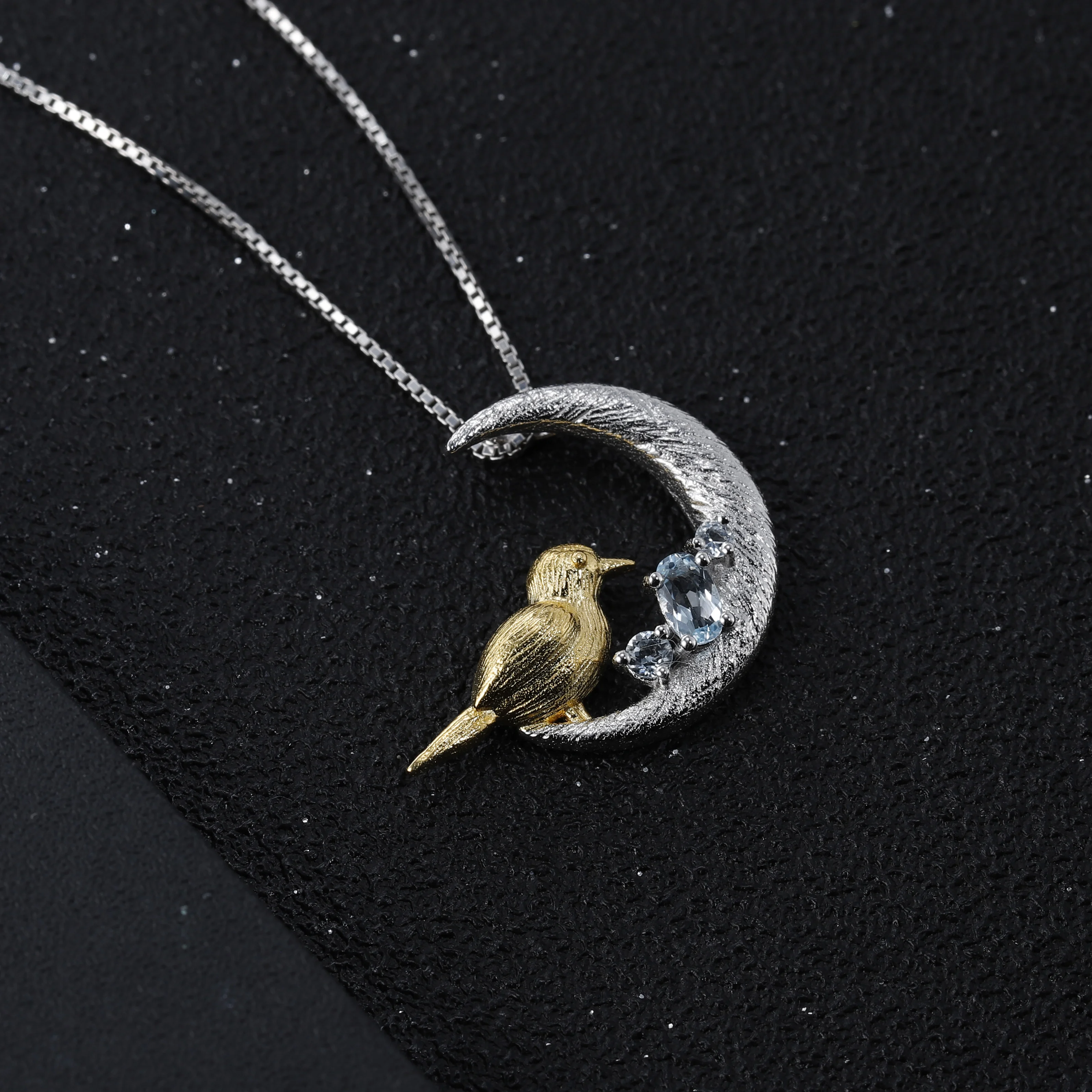 Женский кулон с натуральным голубым топазом из серебра 925 пробы | Украшения и