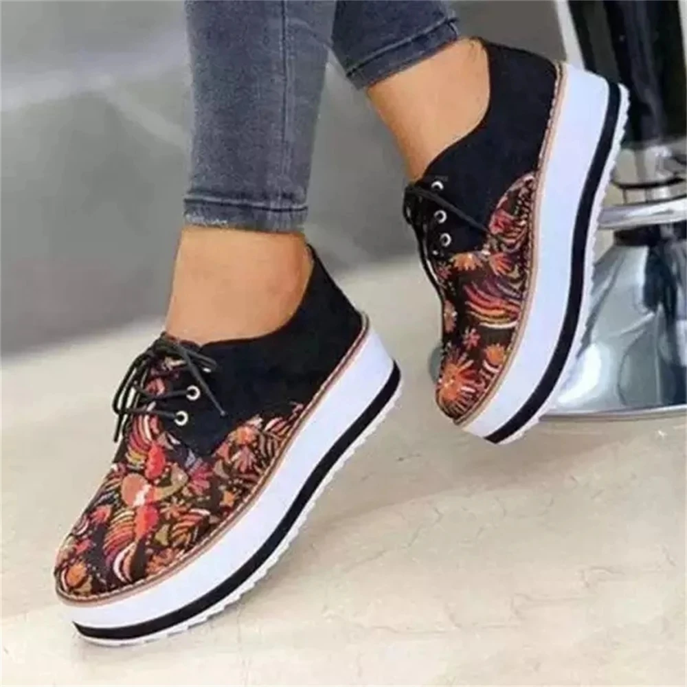 

2021 Women Platform Shoes Vintage Floral Printed Loafers Patchwork Lace Up Ladies Vulcanized Shoes Party Wedding Shoes for Women