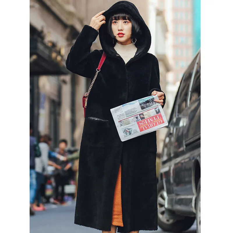 2020 new sheepskin fur winter women's jacket Australia imported double-sided sheepskin one coat female hooded long section