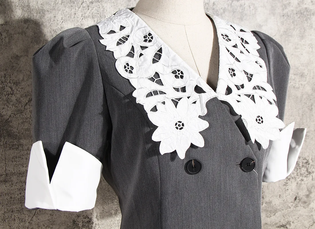 

2020 new spring and summer short sleeves pan shoulder V-neck lace spliced double breasted high wasit suit dress U293