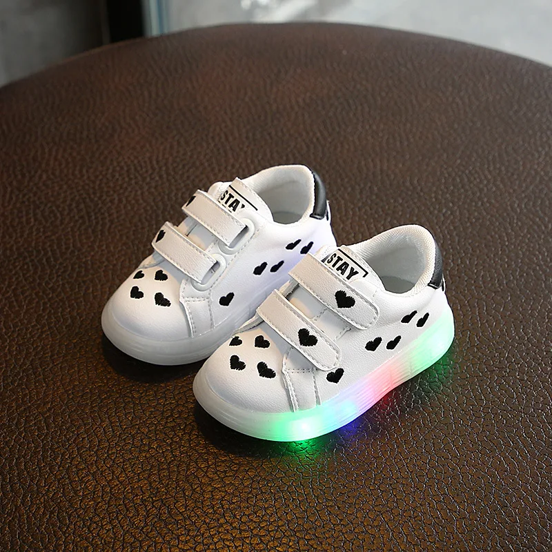 Весенняя детская повседневная обувь модная для малышей с легкой подошвой