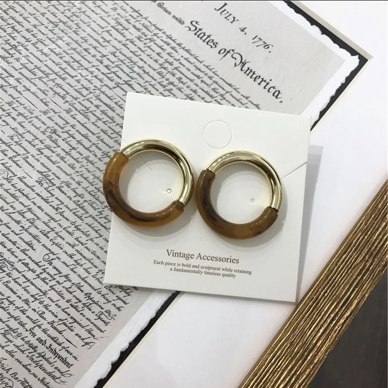 

New Korean Vintage Coffee Round Earrings With Resin Earrings For Women 2020 Spring Fashion Jewelry