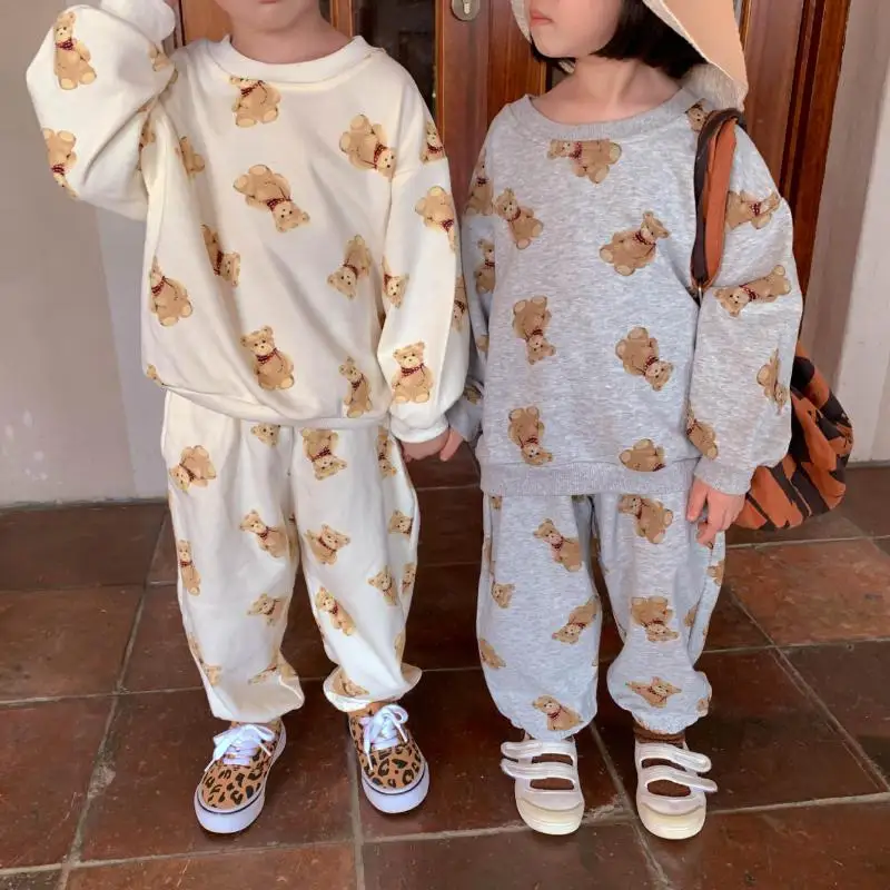 

2021 New Children Clothing Set Bear Print Boys Long Sleeve Sweatshirt + Casual Pants 2pcs Baby Clothes Set Autumn Girls Outfits