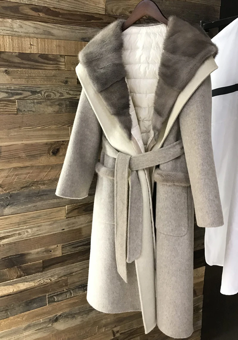 

2022 winter women's mink fur collar white duck down lining loose bathrobe design woolen overcoat parka nick garment hoodies