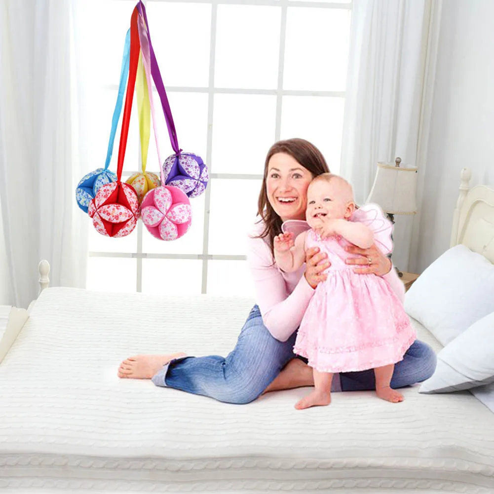 Игрушка Монтессори для новорожденных детская мягкая прикроватная вращающаяся