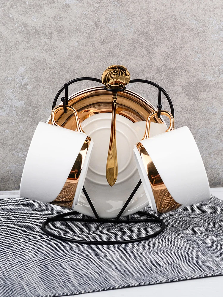 

European Royal Coffee Cups,Lover Couple Mugs Bone China Ceramic Tea 2 Cup 2 Saucer Set Advanced Porcelain Mug For Afternoon tea