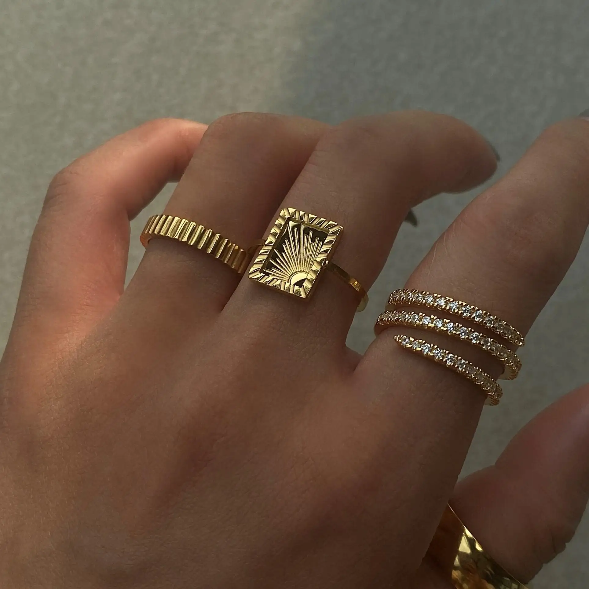 

New Custom High Quality 18k Gold Plated Adjustable Zircon Brass Finger Cubic Zirconia Couple Engagement Rings Women